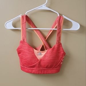 Adidas NWOT sports bra size XS